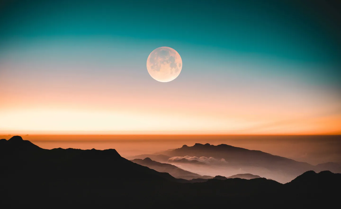Vollmond; Blogbild zum Thema: Flüchtlinge in Deutschland